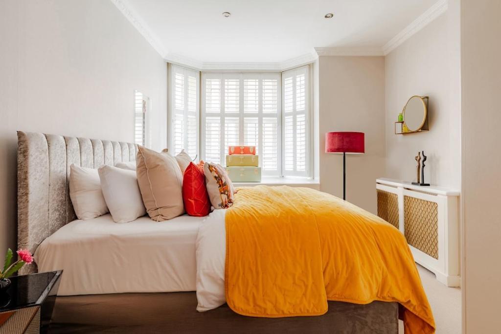 Revamped & Luxxe For Covent Garden Lovers! Adorable City Home For Families & Friends London Bagian luar foto