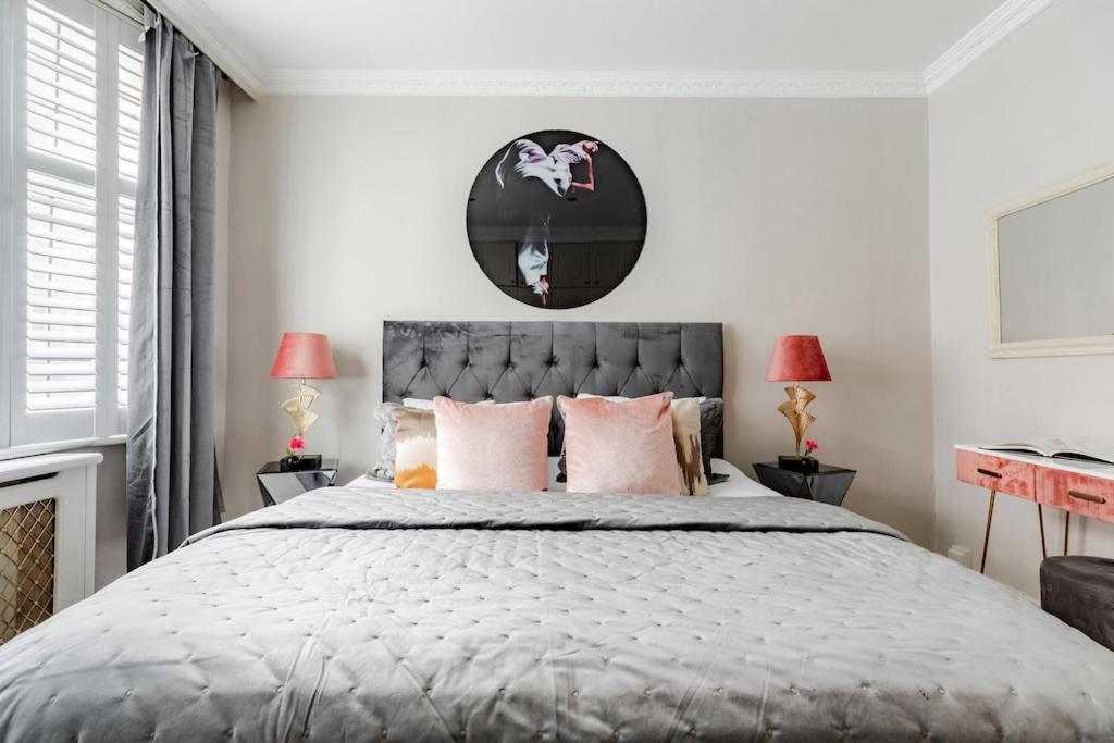 Revamped & Luxxe For Covent Garden Lovers! Adorable City Home For Families & Friends London Bagian luar foto