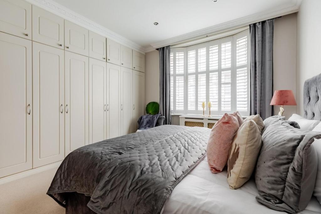 Revamped & Luxxe For Covent Garden Lovers! Adorable City Home For Families & Friends London Bagian luar foto