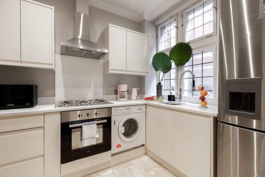 Revamped & Luxxe For Covent Garden Lovers! Adorable City Home For Families & Friends London Bagian luar foto